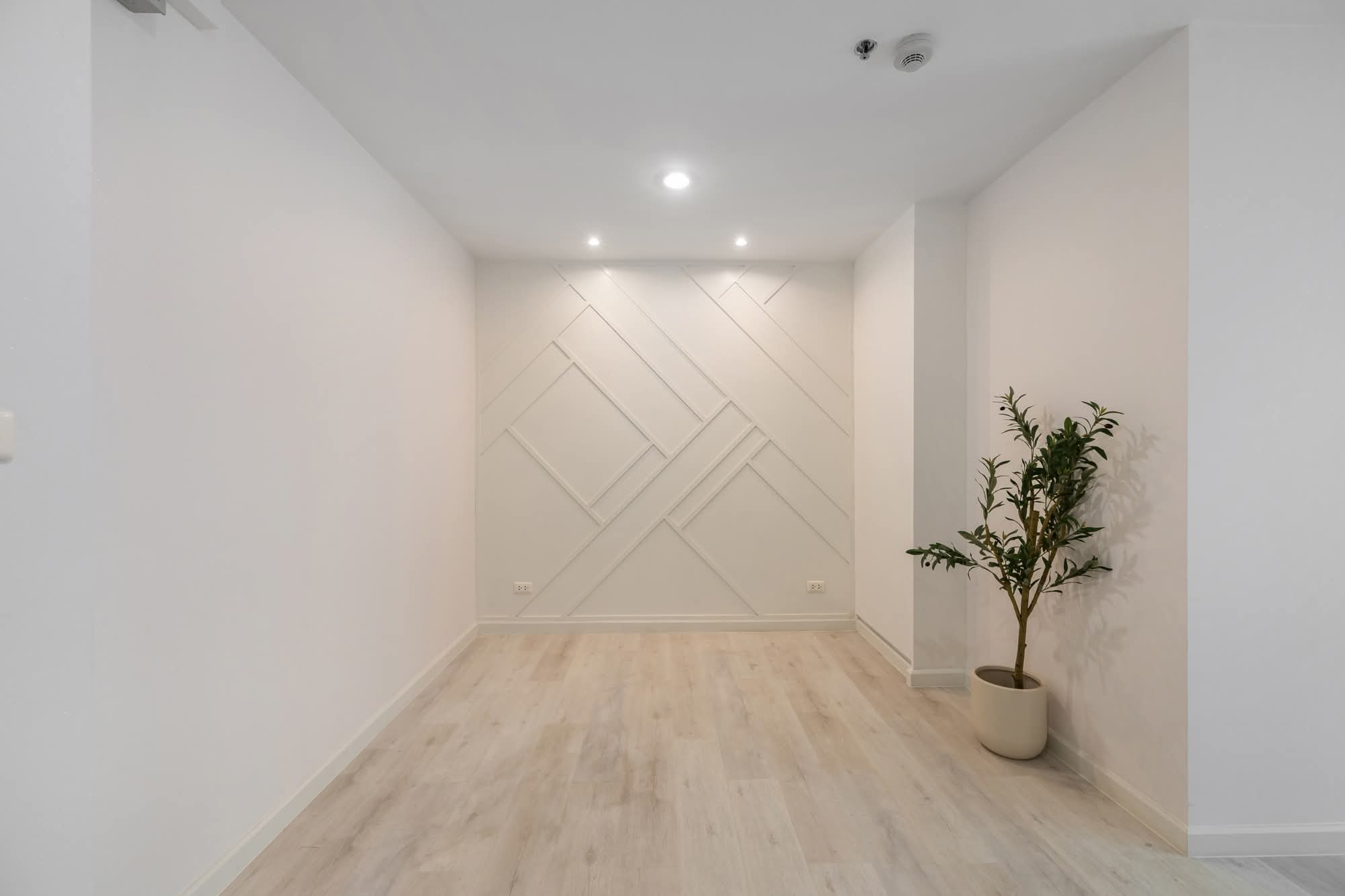 1 Bedroom 35th Floor Luxury City View near BTS Asoke photo 4