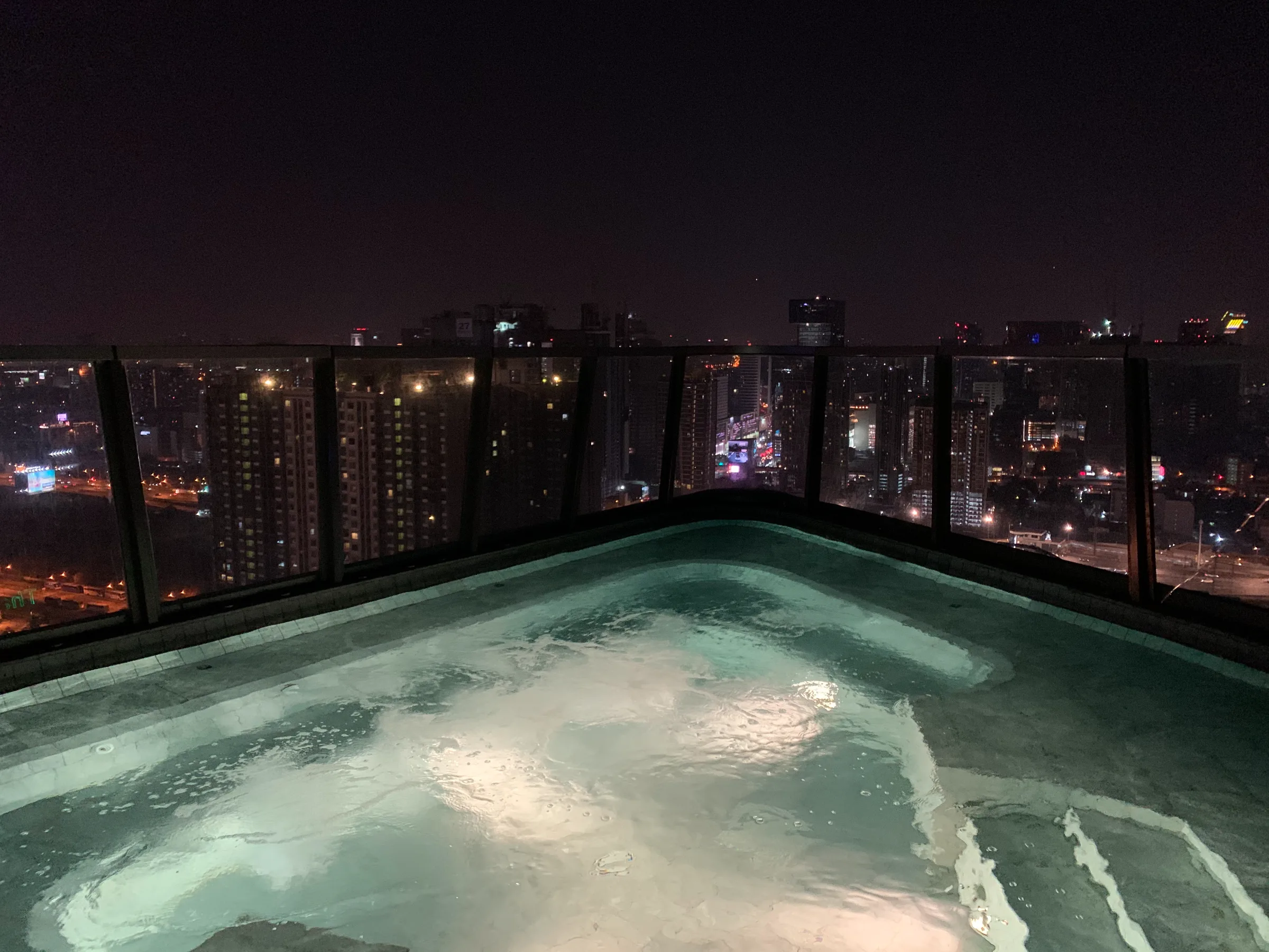 ไอดีโอ โมบิ อโศก facilities 4