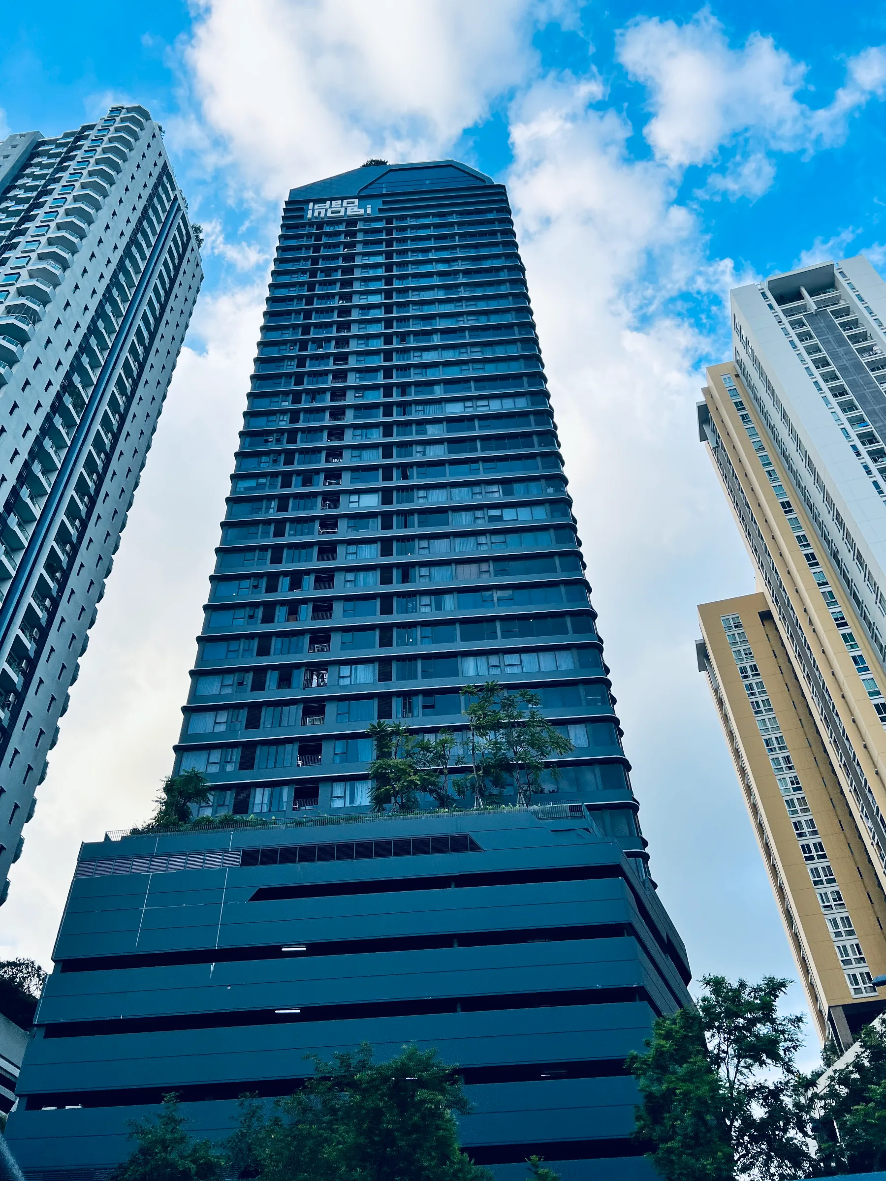ไอดีโอ โมบิ อโศก facilities 1